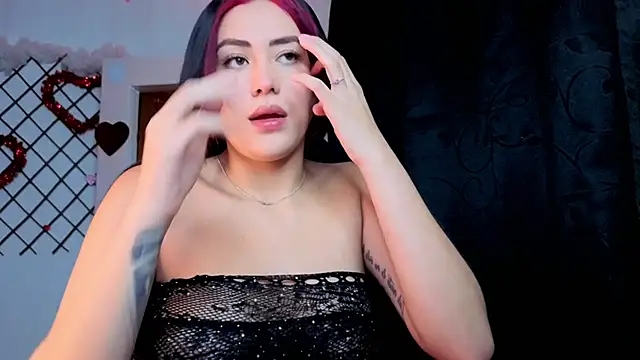 Snapshot of 6gaaby chatting on 10.24.25 6gaaby online show from 10.24.25