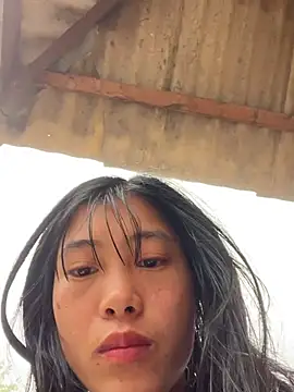 EmLy02 online show from 02.05.26