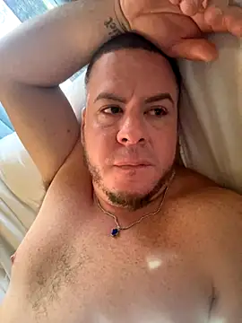 Snapshot of kev0n2389 chatting on 09.20.25 kev0n2389 online show from 09.20.25