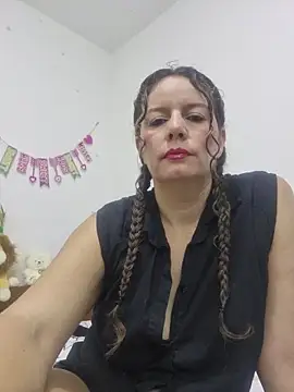 Nina vallon online show from 04.29.26