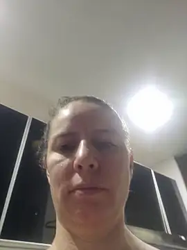 Snapshot of Nina_vallon chatting on 07.01.26 Nina vallon online show from 07.01.26