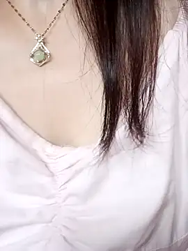 Snapshot of Joanna1122 chatting on 10.03.25 Joanna1122 online show from 10.03.25