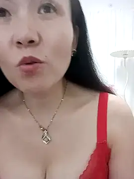 Snapshot of Joanna1122 chatting on 10.12.25 Joanna1122 online show from 10.12.25