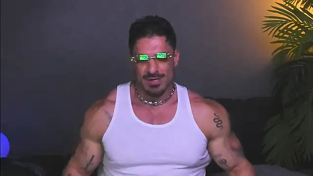 Snapshot of dennis_cox1 chatting on 12.03.25 dennis cox1 online show from 12.03.25