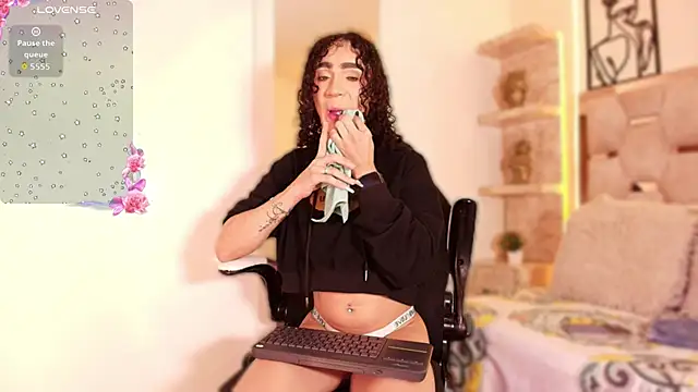 Snapshot of Ballesteros_ chatting on 02.10.26 Ballesteros online show from 02.10.26