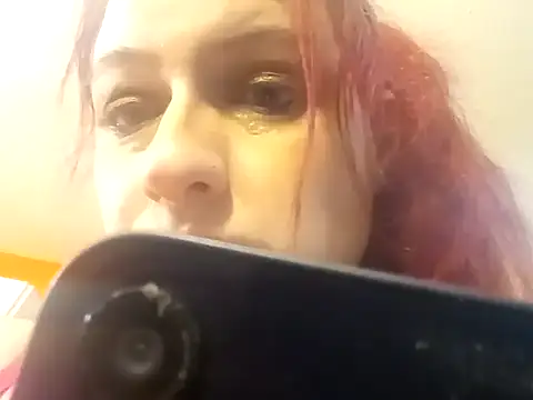 Snapshot of LusciousKandy chatting on 10.07.25 LusciousKandy online show from 10.07.25