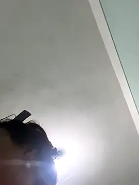 qinejr37 online show from 09.13.25