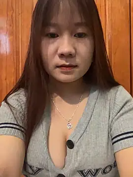 qinejr37 online show from 10.02.25