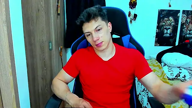 Snapshot of javiersexymann chatting on 01.04.25 javiersexymann online show from 01.04.25