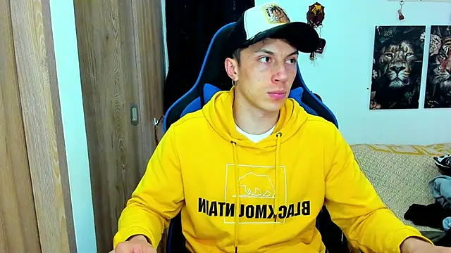 Snapshot of javiersexymann chatting on 01.14.25 javiersexymann online show from 01.14.25