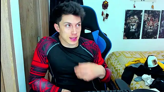 Snapshot of javiersexymann chatting on 01.15.25 javiersexymann online show from 01.15.25