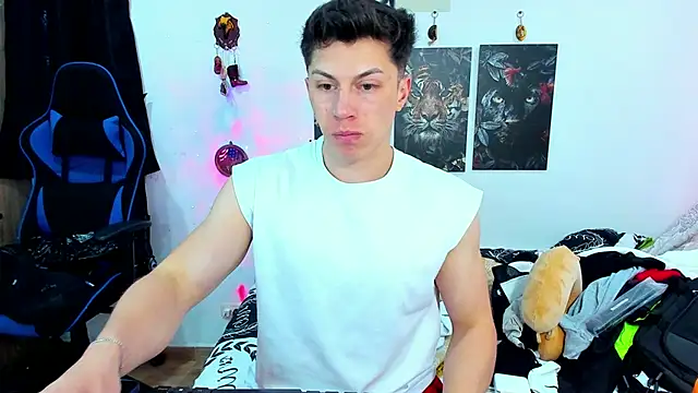 Snapshot of javiersexymann chatting on 01.27.25 javiersexymann online show from 01.27.25