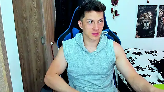 Snapshot of javiersexymann chatting on 02.10.25 javiersexymann online show from 02.10.25