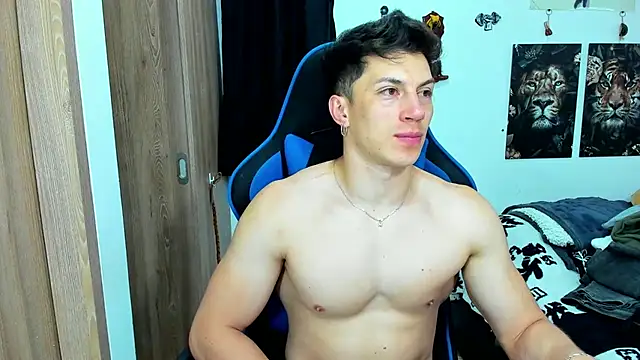 Snapshot of javiersexymann chatting on 02.17.25 javiersexymann online show from 02.17.25