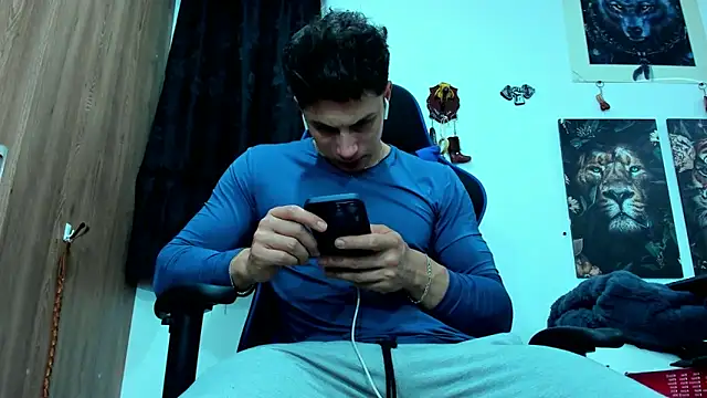 Snapshot of javiersexymann chatting on 02.23.25 javiersexymann online show from 02.23.25