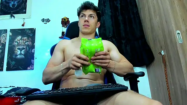 Snapshot of javiersexymann chatting on 02.28.25 javiersexymann online show from 02.28.25