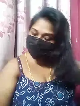 Snapshot of chaitara-reddy chatting on 09.21.25 chaitara-reddy online show from 09.21.25