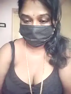 Snapshot of chaitara-reddy chatting on 11.20.25 chaitara-reddy online show from 11.20.25