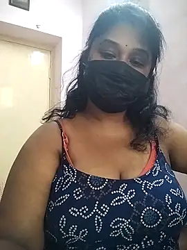 Snapshot of chaitara-reddy chatting on 12.02.25 chaitara-reddy online show from 12.02.25