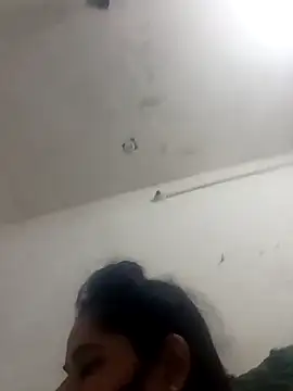 JULEE-740 online show from 10.29.25