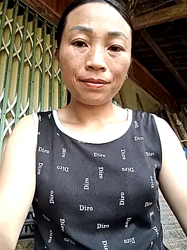 lucybaby00 online show from 04.28.26