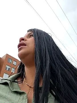 Snapshot of Eiimy_pretty chatting on 09.15.25 Eiimy pretty online show from 09.15.25