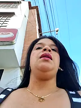 Snapshot of Eiimy_pretty chatting on 09.25.25 Eiimy pretty online show from 09.25.25