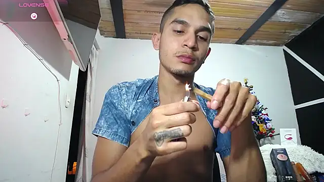 Angel latinboy online show from 12.07.24