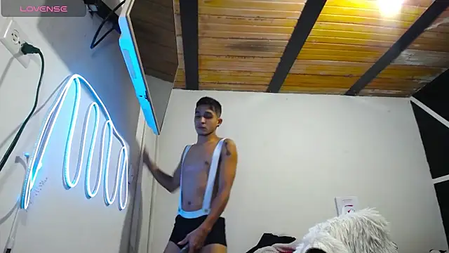 Angel latinboy online show from 03.05.25