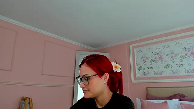 mae lyra online show from 04.28.26