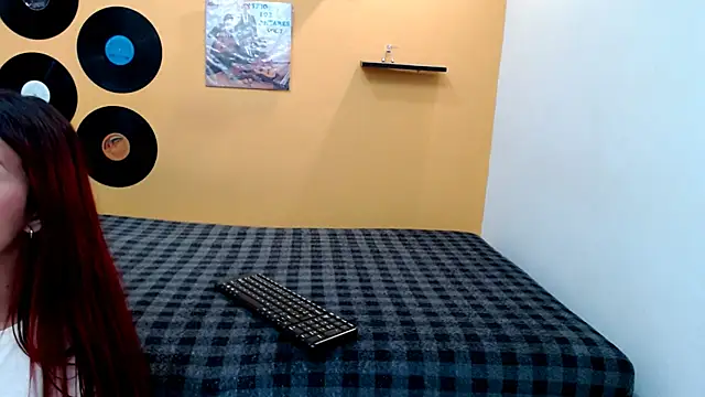 skinnyverus18 online show from 03.02.26