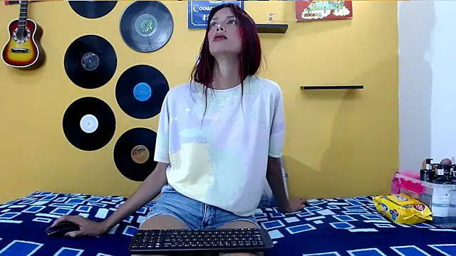skinnyverus18 online show from 05.02.26