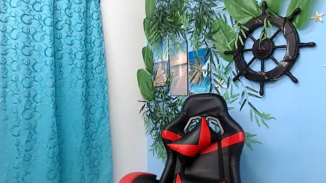 skinnyverus18 online show from 06.13.26