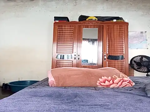 small D94 online show from 12.03.25