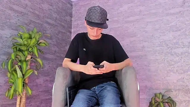 ArthurCox online show from 09.17.25