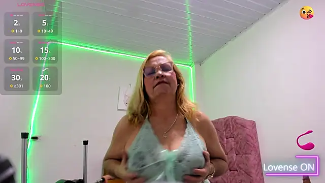 esmeraldaladys online show from 06.20.26