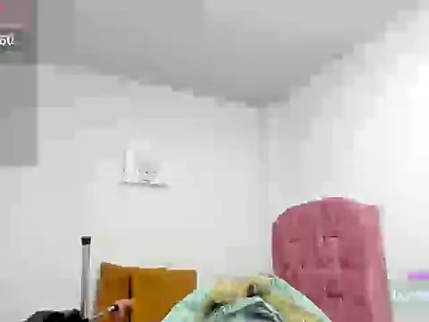 Snapshot of esmeraldaladys chatting on 07.01.26 esmeraldaladys online show from 07.01.26