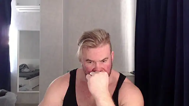 Snapshot of ThorHemsworthRU chatting on 02.17.25 ThorHemsworthRU online show from 02.17.25