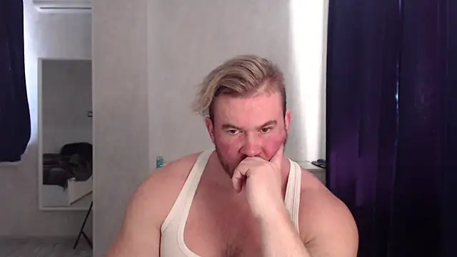 Snapshot of ThorHemsworthRU chatting on 03.07.25 ThorHemsworthRU online show from 03.07.25