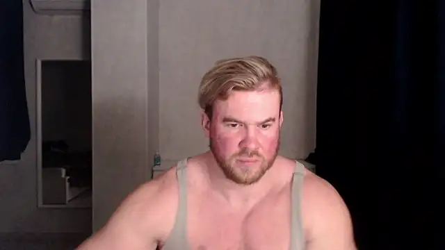 Snapshot of ThorHemsworthRU chatting on 03.09.25 ThorHemsworthRU online show from 03.09.25