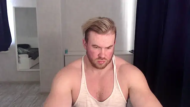 Snapshot of ThorHemsworthRU chatting on 03.11.25 ThorHemsworthRU online show from 03.11.25