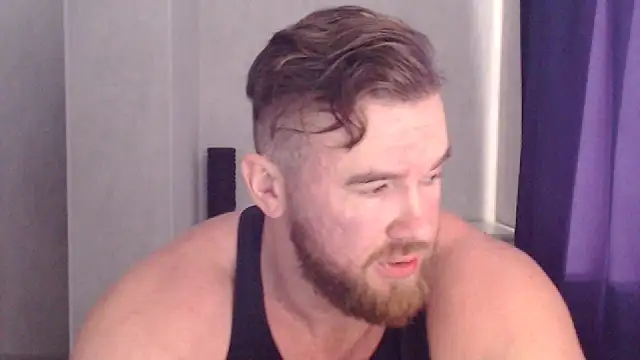 Snapshot of ThorHemsworthRU chatting on 11.14.25 ThorHemsworthRU online show from 11.14.25