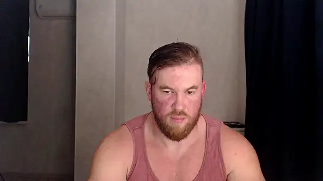 Snapshot of ThorHemsworthRU chatting on 11.16.25 ThorHemsworthRU online show from 11.16.25