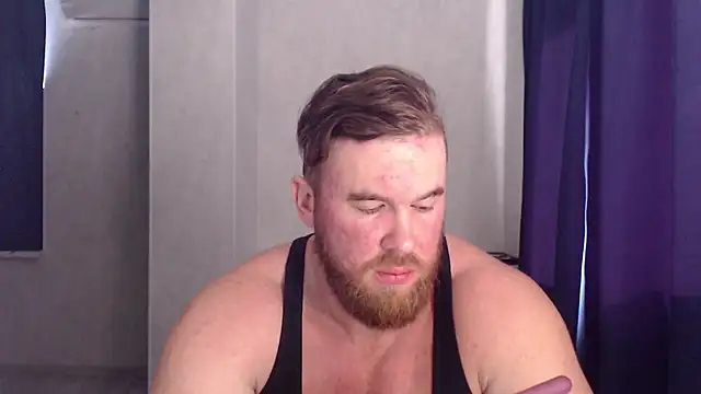 Snapshot of ThorHemsworthRU chatting on 11.23.25 ThorHemsworthRU online show from 11.23.25