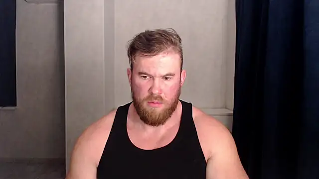 Snapshot of ThorHemsworthRU chatting on 11.28.25 ThorHemsworthRU online show from 11.28.25