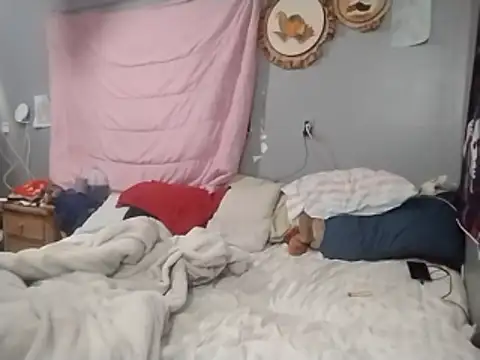 Dick2long87 online show from 01.18.26