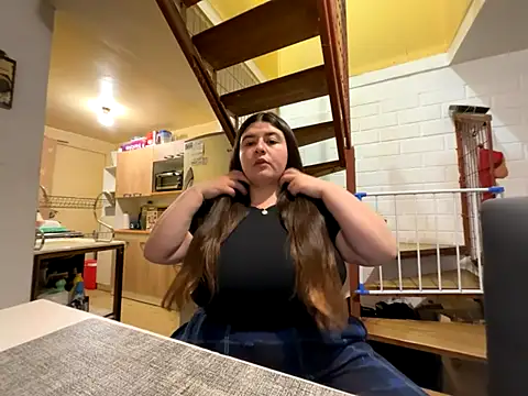 Snapshot of Tukatita69 chatting on 12.18.25 Tukatita69 online show from 12.18.25