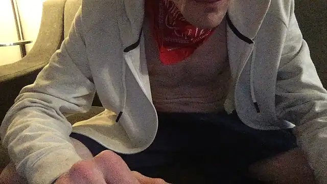 Snapshot of handyman7766 chatting on 03.18.25 handyman7766 online show from 03.18.25