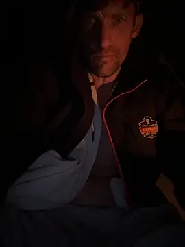 Snapshot of handyman7766 chatting on 10.13.25 handyman7766 online show from 10.13.25