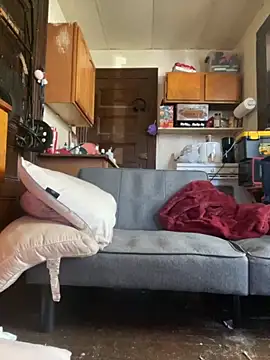 Breezylws online show from 10.17.25